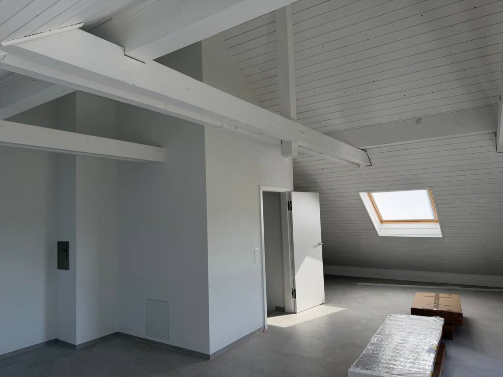 Dachraum mit Dachfenster
